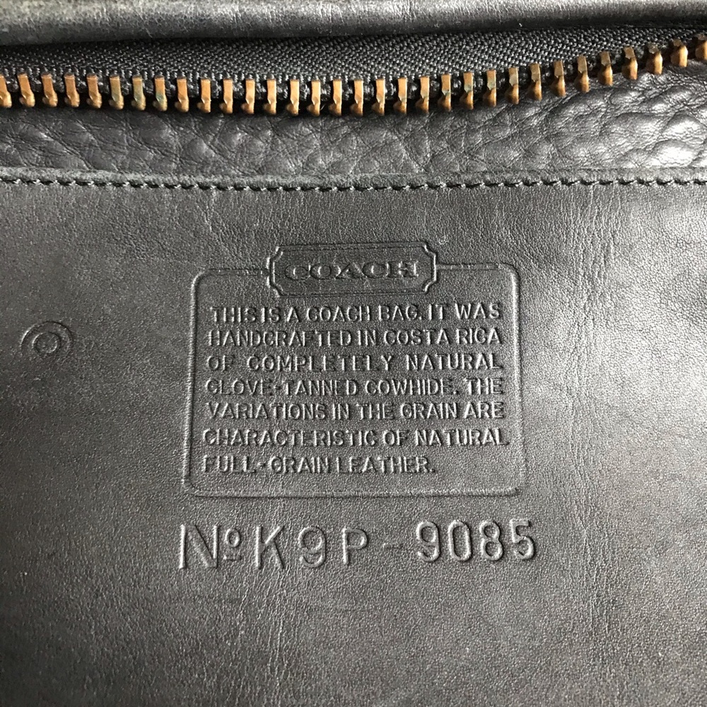🛍Vintage black leather Coach bucket bag🛍 - Picture 3 of 4